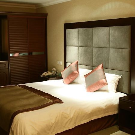 Qingdao Sanfod Hotel エクステリア 写真