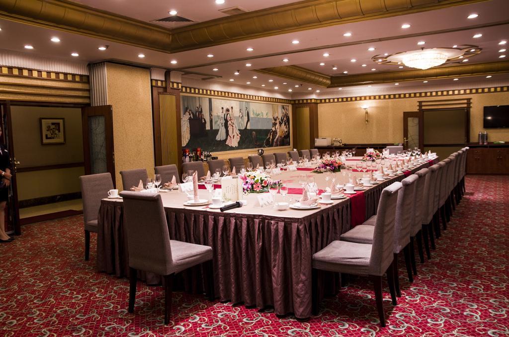 Qingdao Sanfod Hotel エクステリア 写真