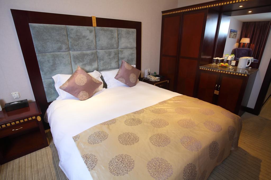 Qingdao Sanfod Hotel 部屋 写真