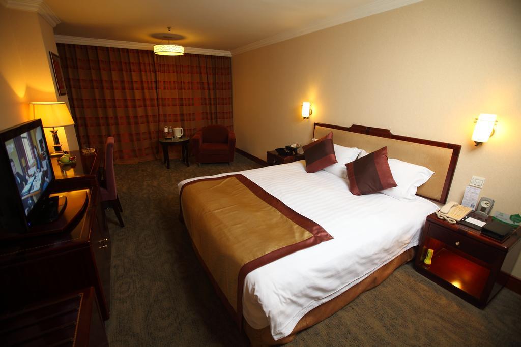 Qingdao Sanfod Hotel 部屋 写真