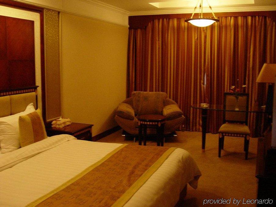 Qingdao Sanfod Hotel エクステリア 写真