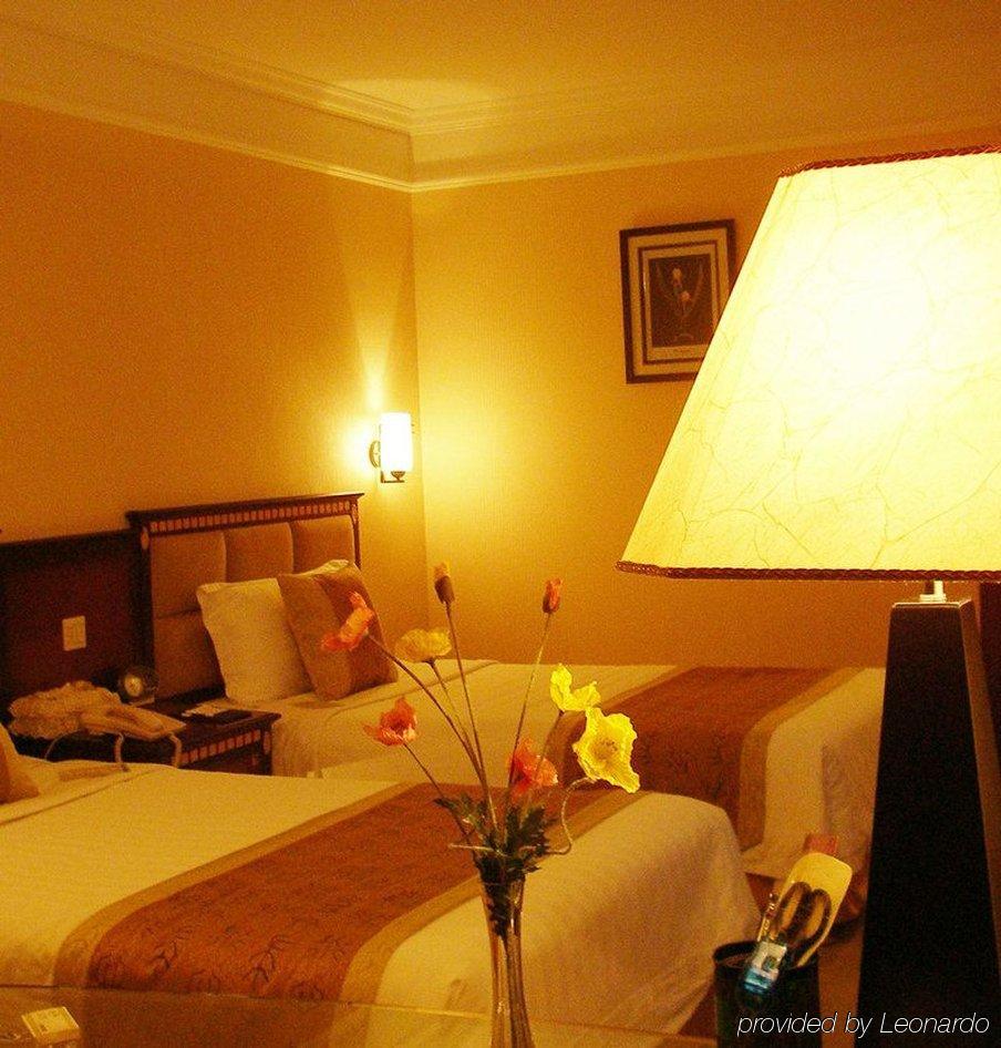 Qingdao Sanfod Hotel エクステリア 写真