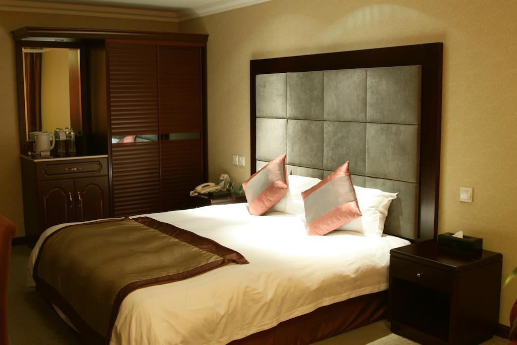 Qingdao Sanfod Hotel エクステリア 写真